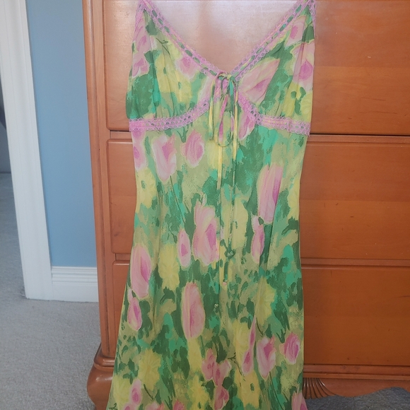 Betsy Johnson dress - Picture 5 of 10